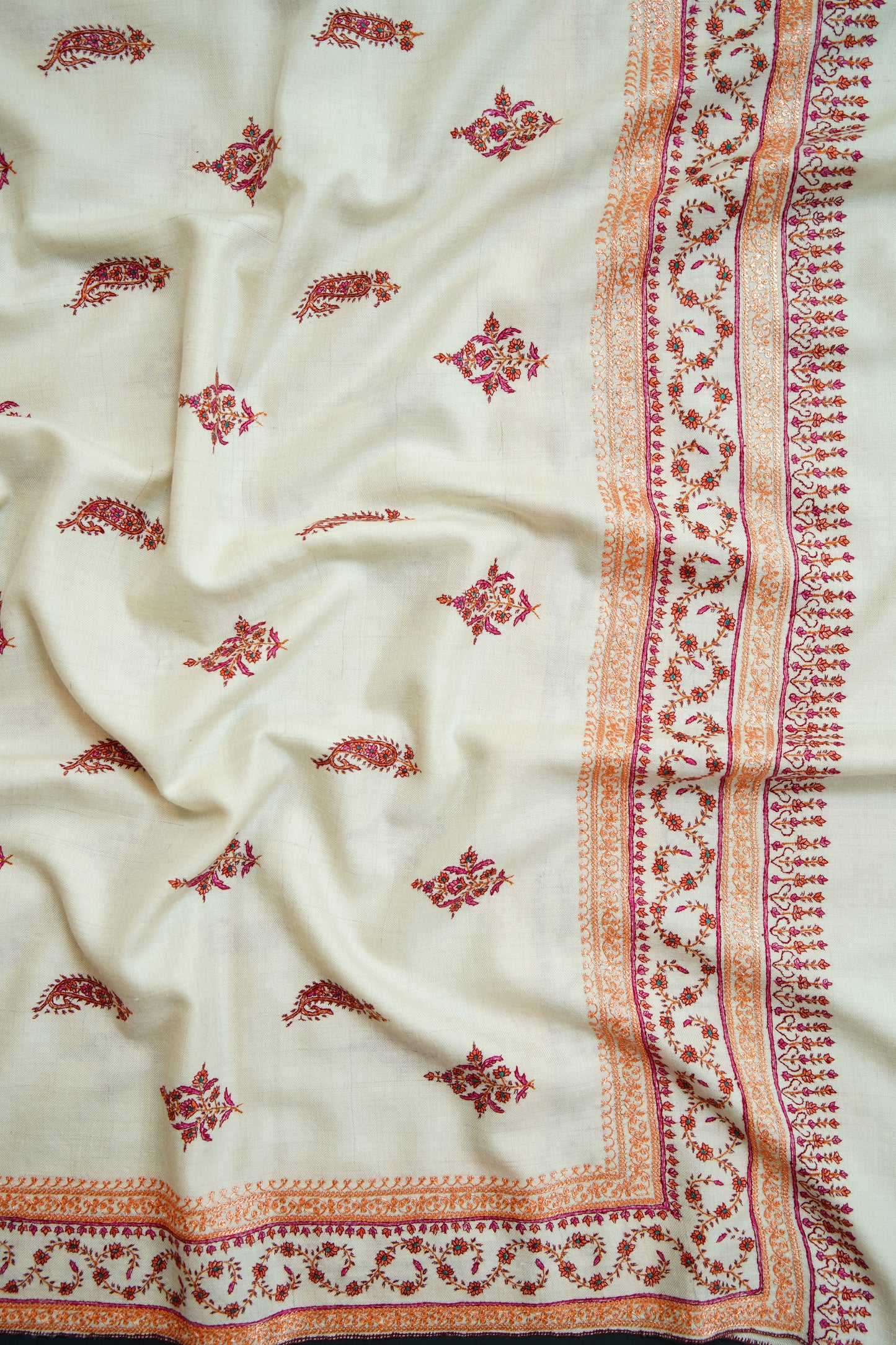 pure white GI butis embroidery pashmina shawl 0202