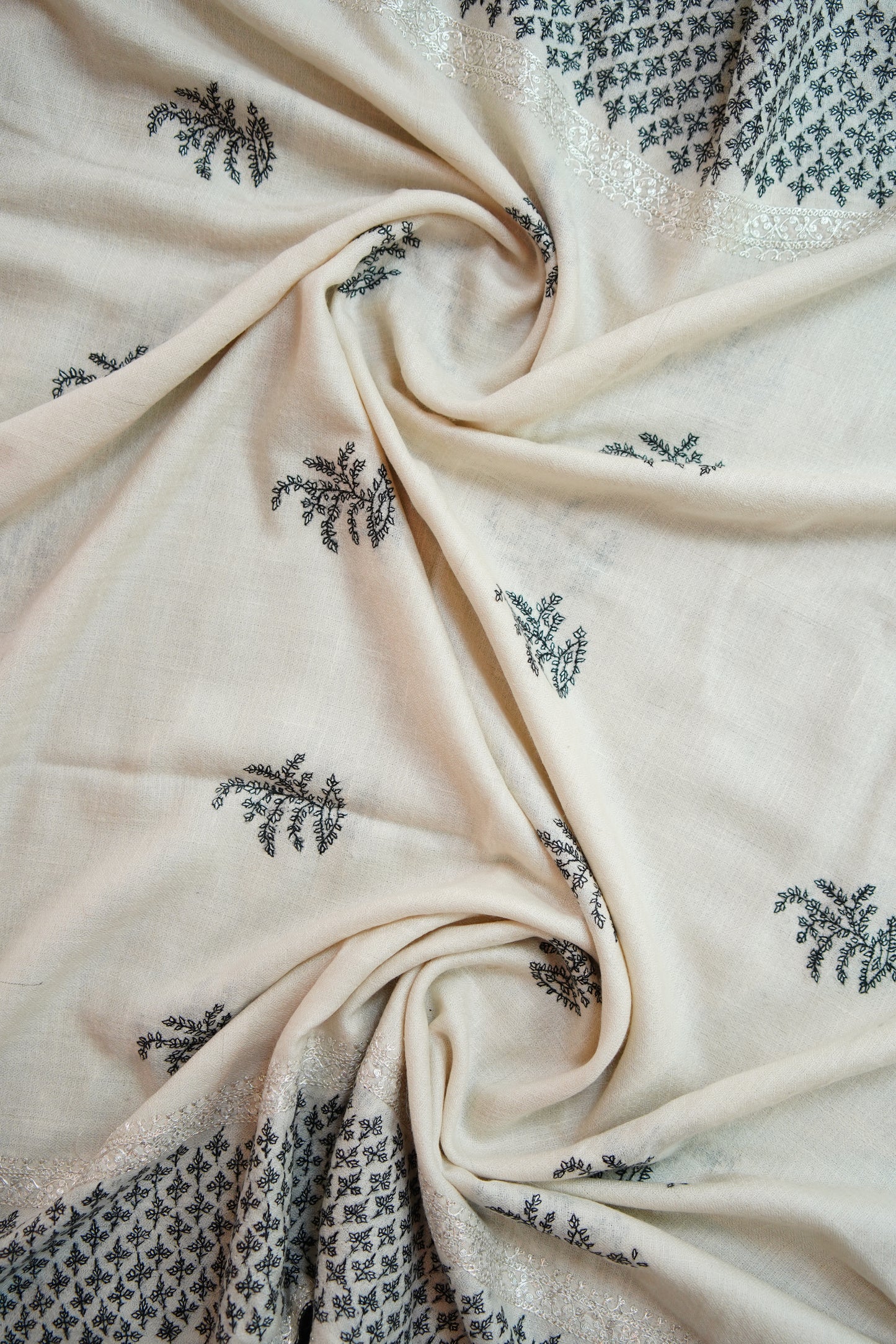 pure white GI embroidery pashmina shawl 0213