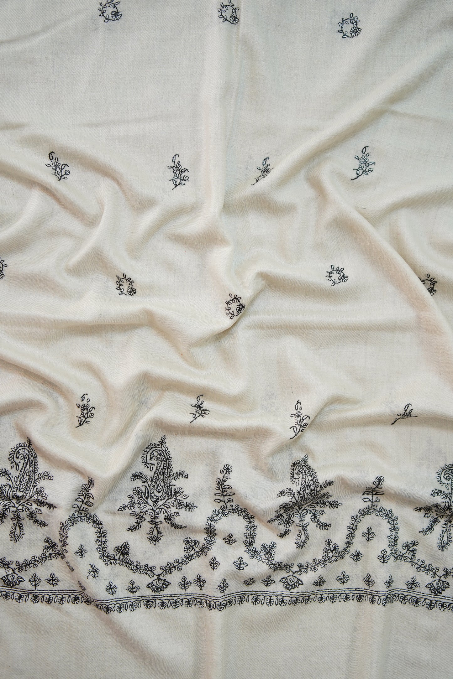 white GI butis embroidery pashmina stole 0227