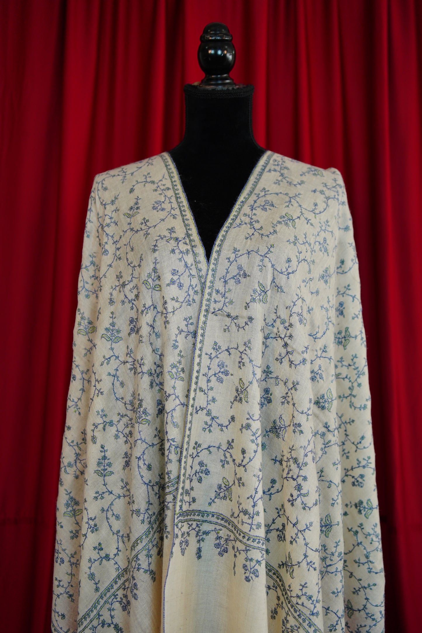 white GI jaali embroidery pashmina stole 0235