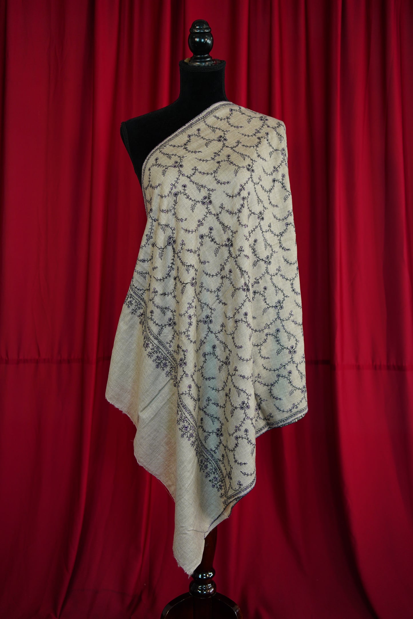 natural GI jaalii embroidery pashmina stole 0237