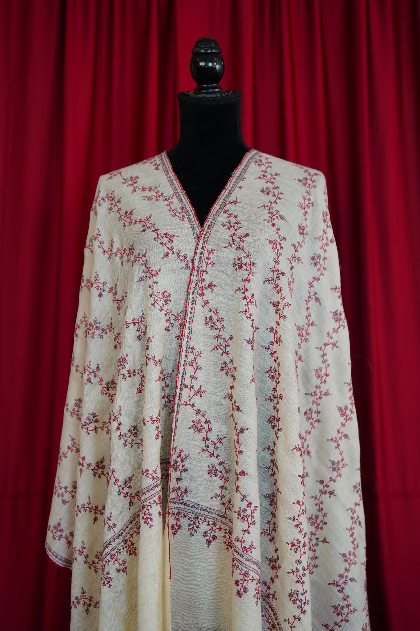 white GI jaali embroidery pashmina stole 0242