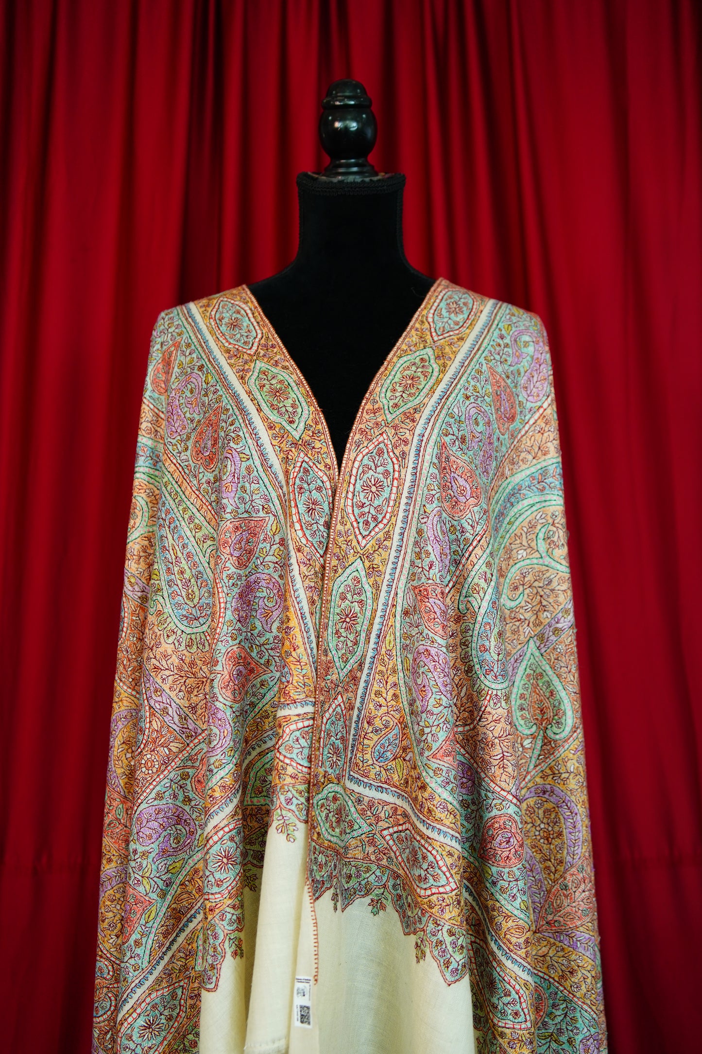 white GI jamma embroidery pashmina shawl 0266