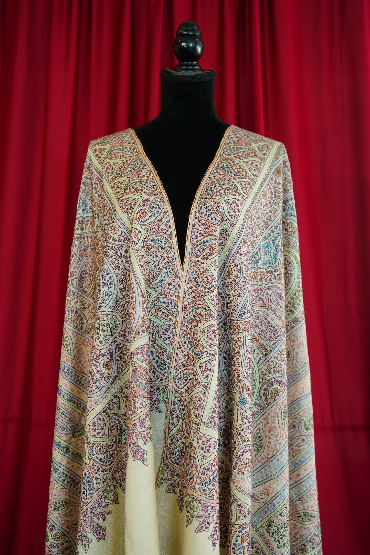 creamy white GI jamma embroidery pashmina shawl 0271