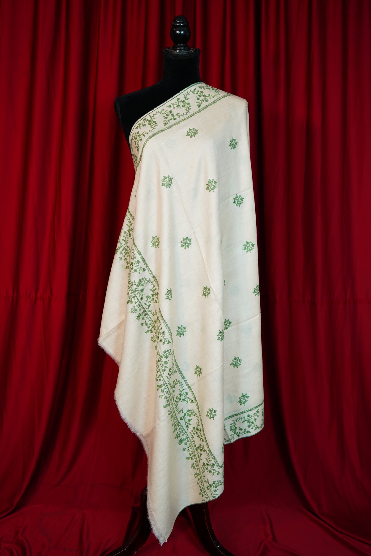 creamy pure white GI butis embroidery pashmina shawl 0282