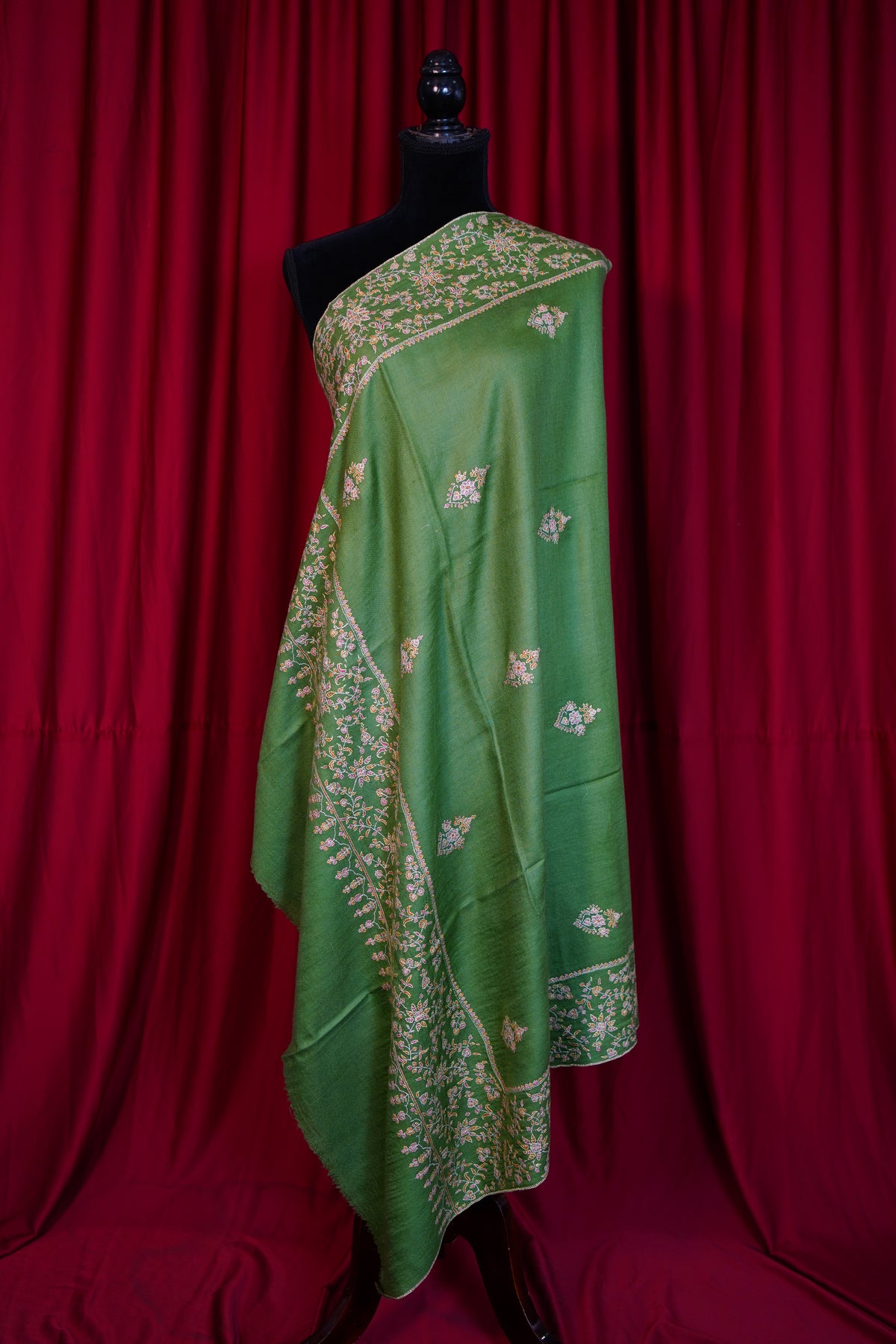 green GI butis embroidery pashmina shawl 0285