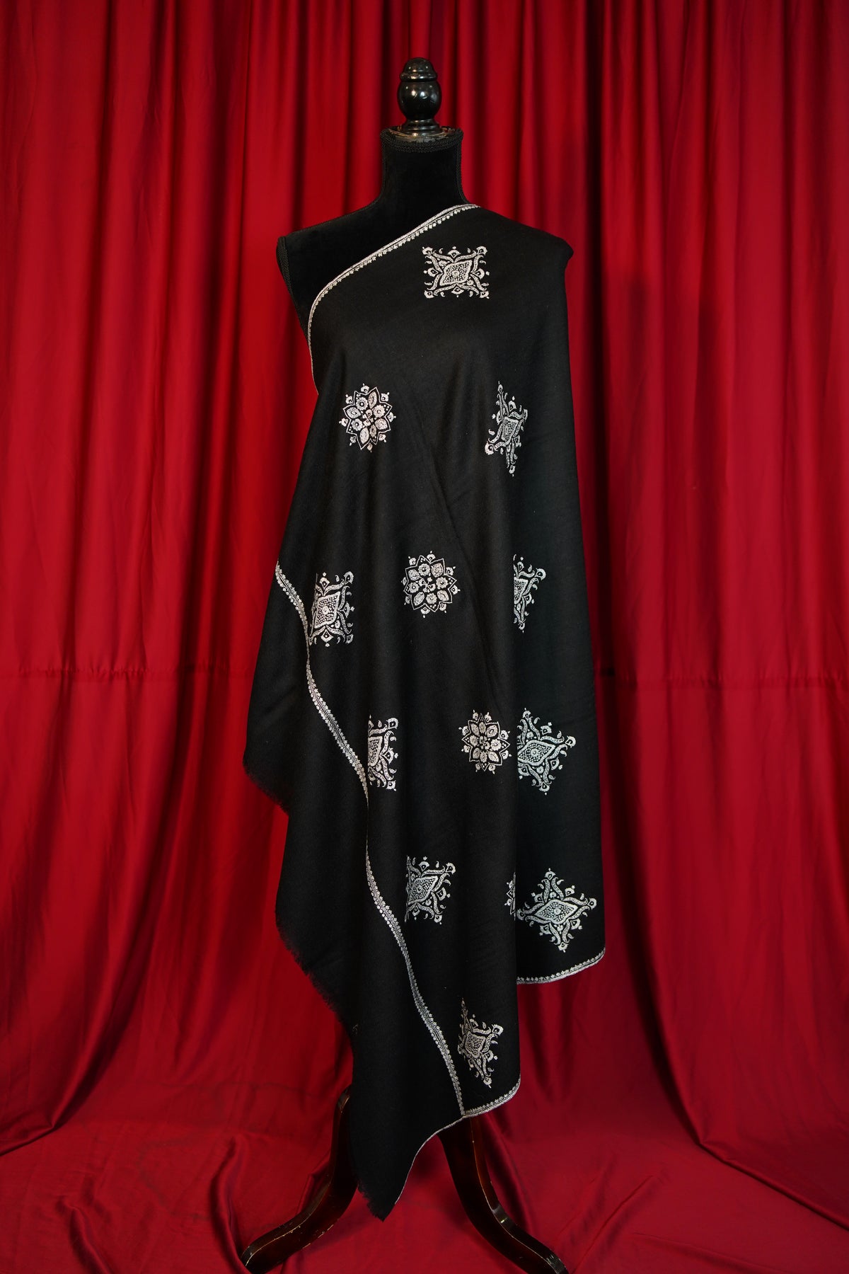 jet black GI butis embroidery pashmina shawl 0287