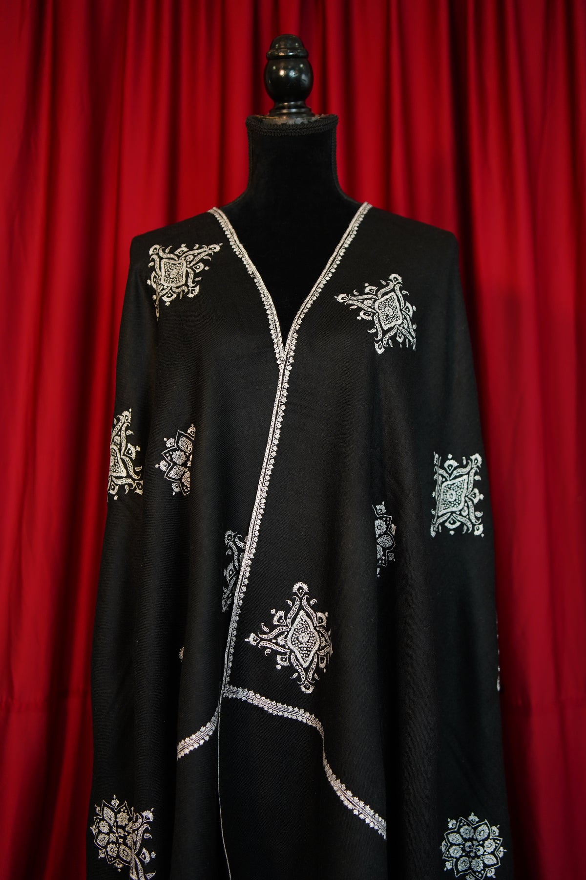 jet black GI butis embroidery pashmina shawl 0287