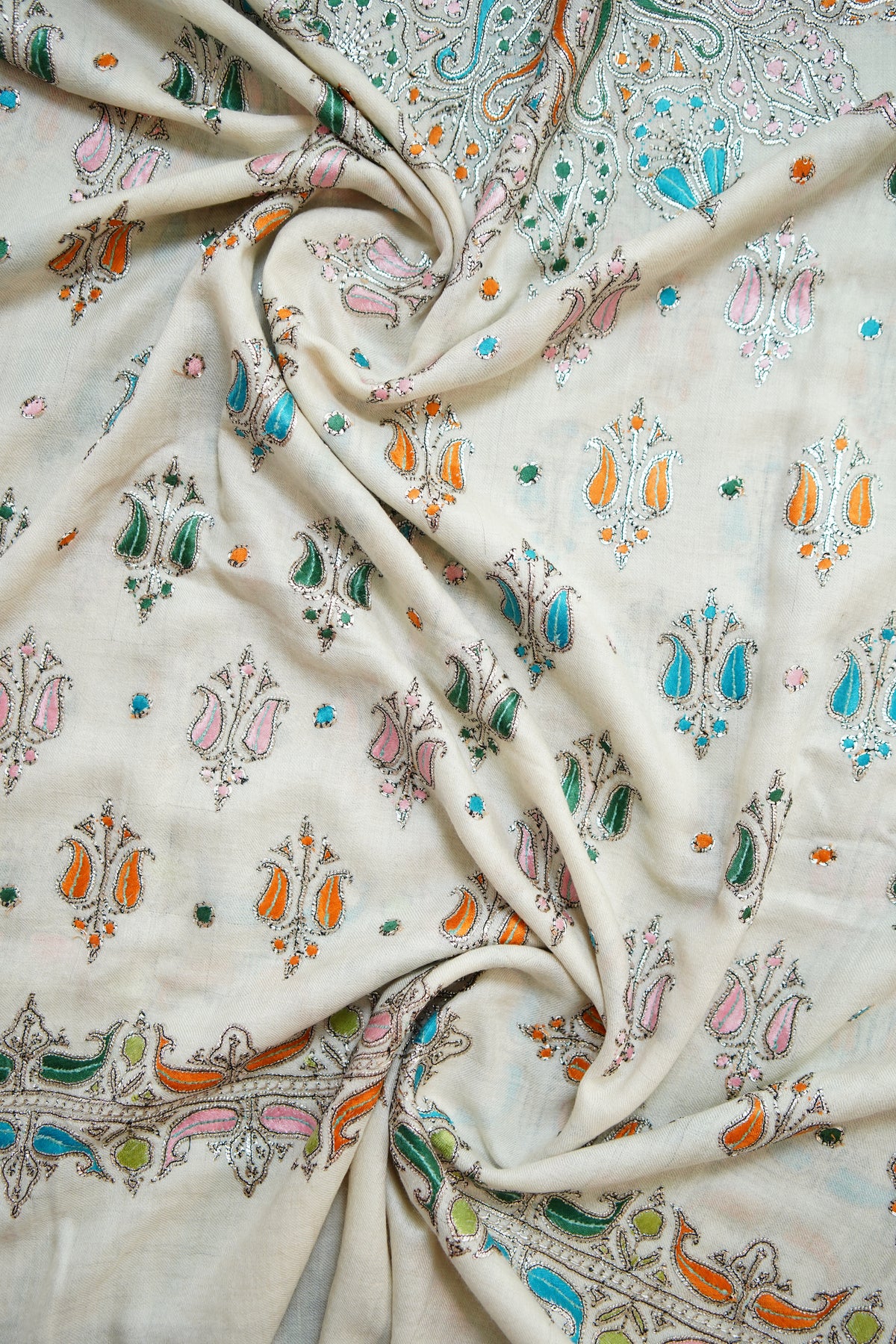 white GI butis tilla embroidery pashmina shawl 0291