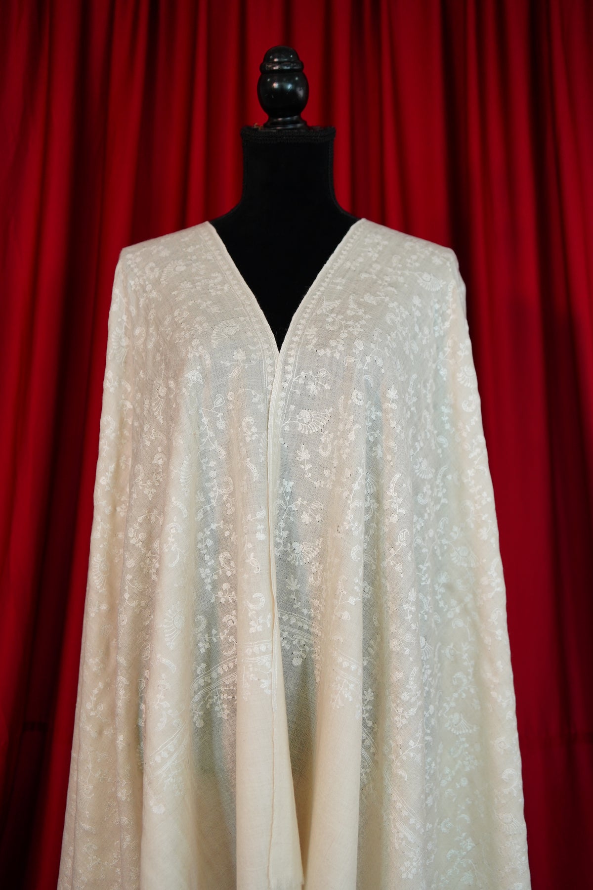 white on white GI embroidery pashmina shawl 0293