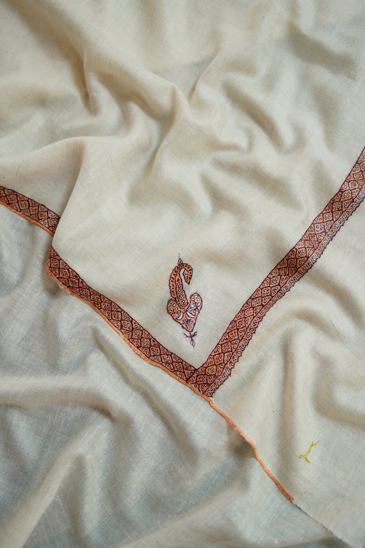 white GI embroidery pashmina shawl 0297