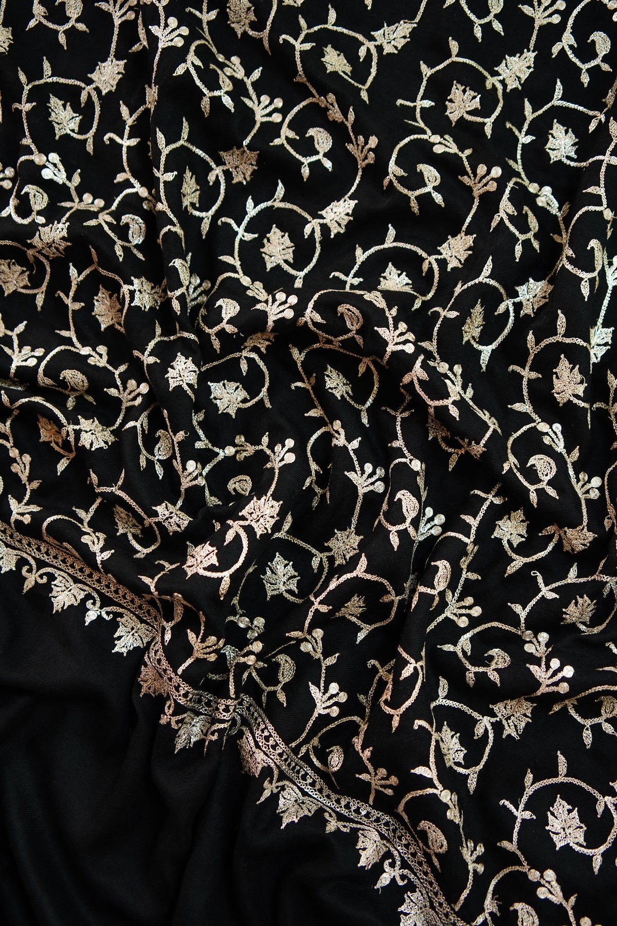 jet black GI tilla jaali embroidery pashmina shawl 0298