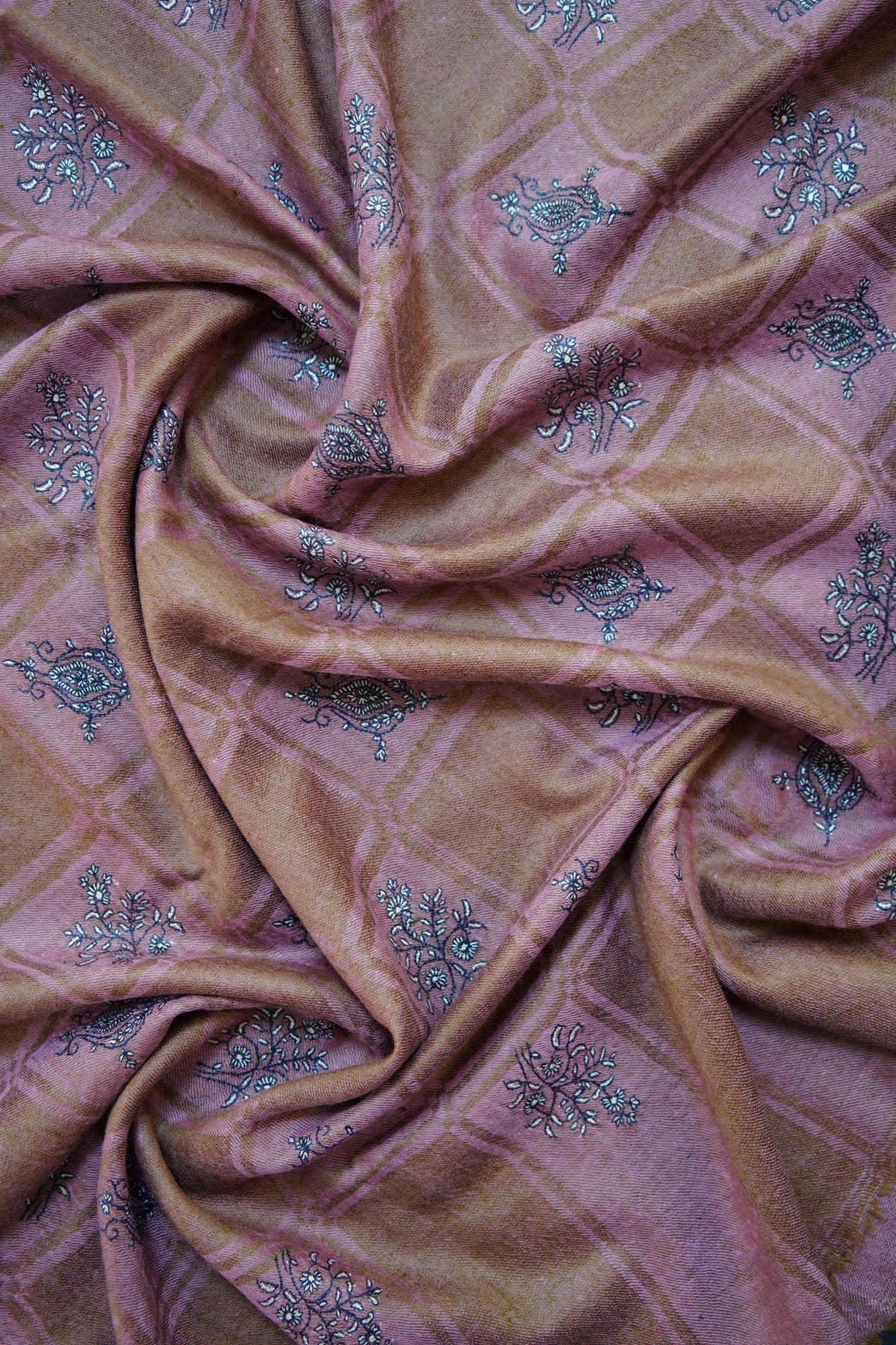 blush pink checked GI butis embroidery pashmina shawl 0299