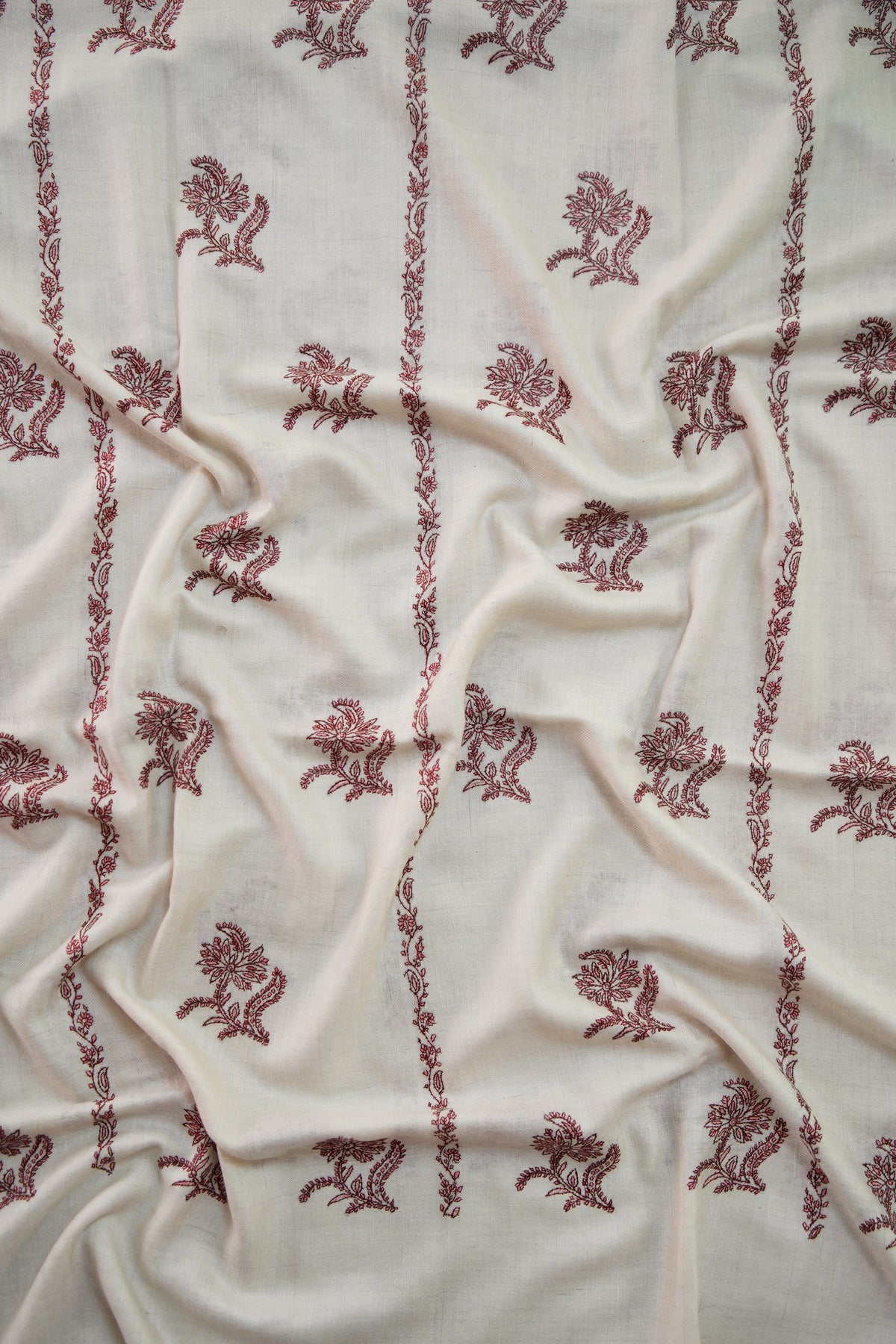 white GI butis embroidery pashmina shawl 0310