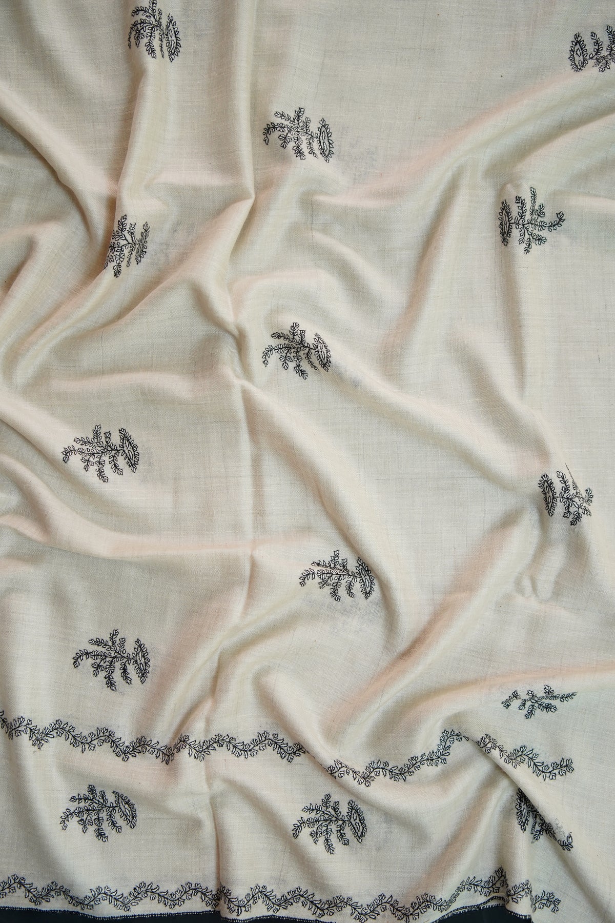 pure white GI butis embroidery pashmina shawl 0314