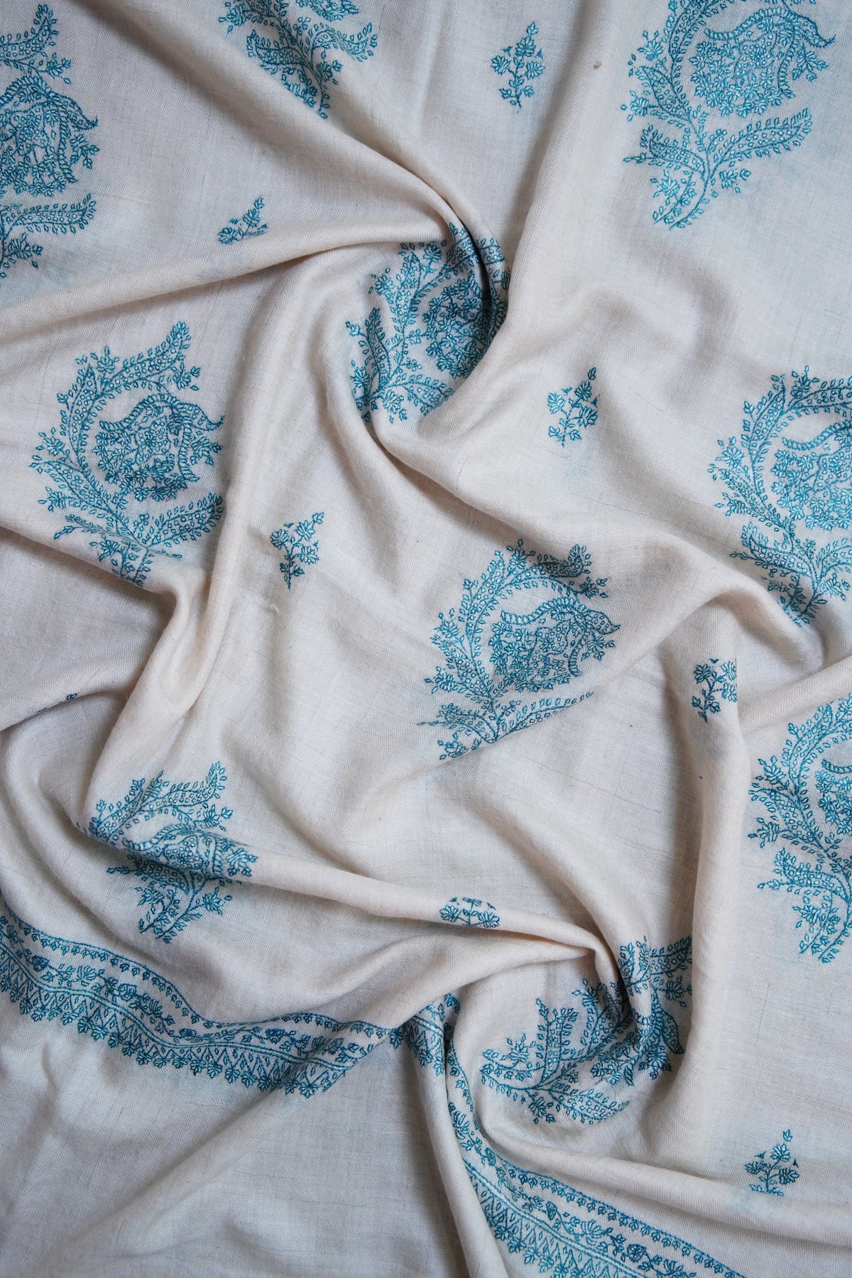 white GI butis embroidery pashmina shawl 0325