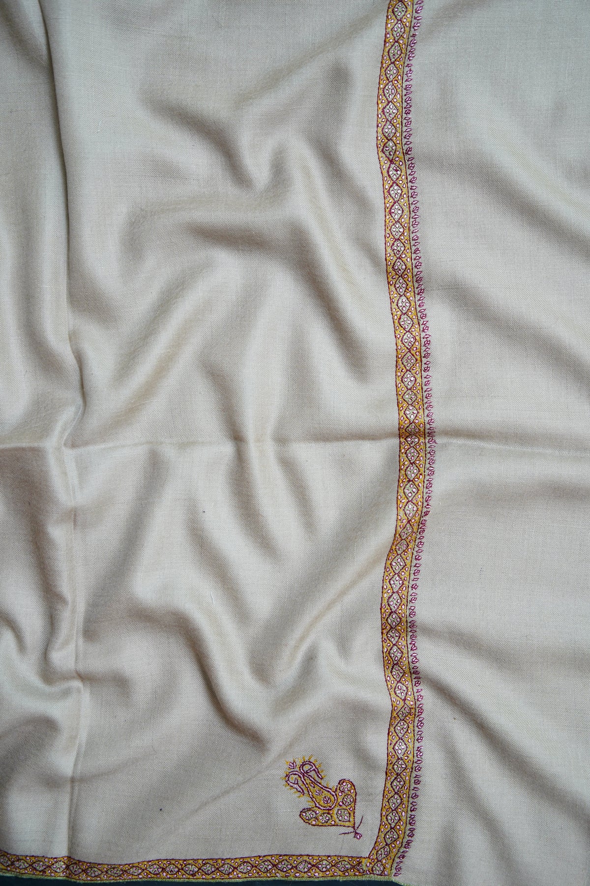 biscuit natural GI embroidery pashmina shawl 0327