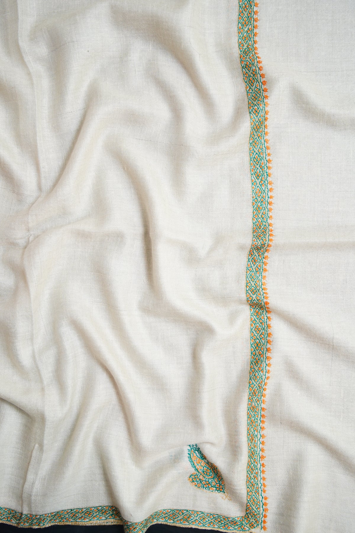 pure white GI embroidery pashmina shawl 0329