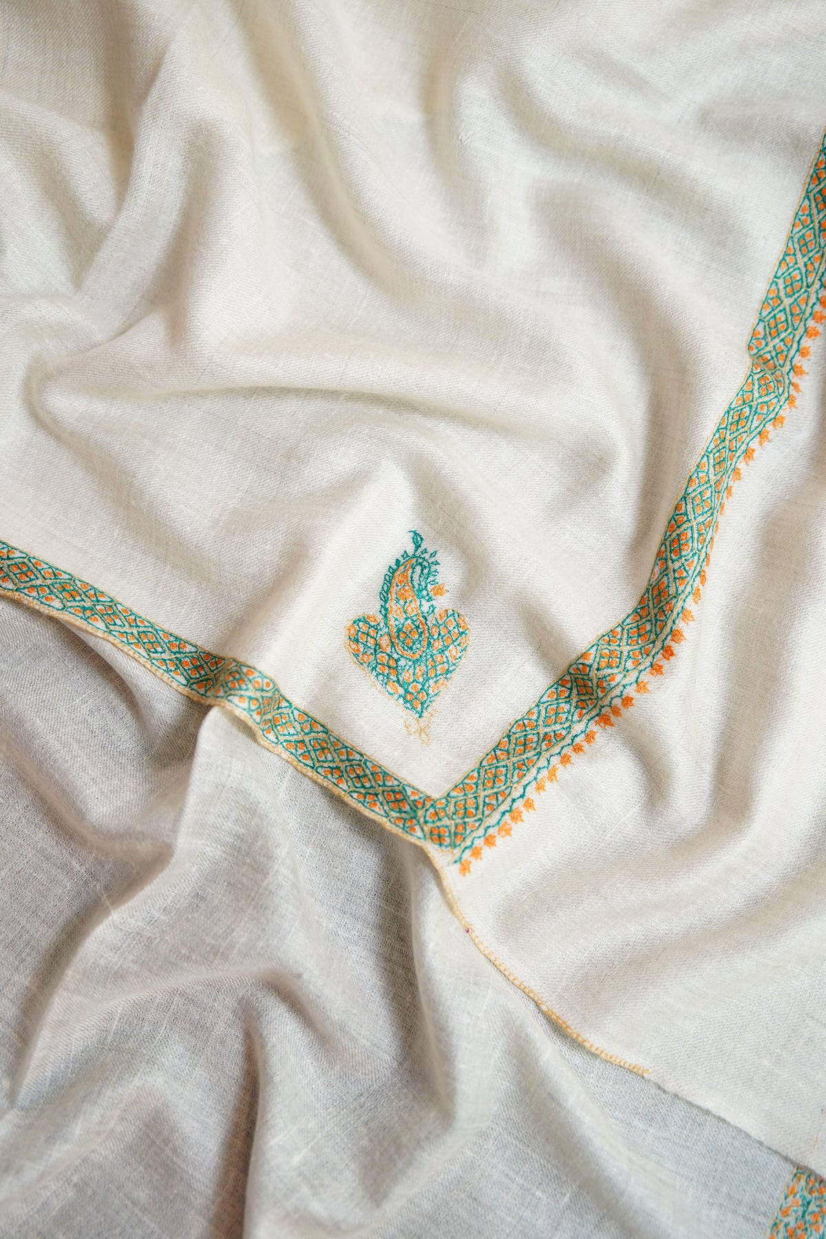 pure white GI embroidery pashmina shawl 0329