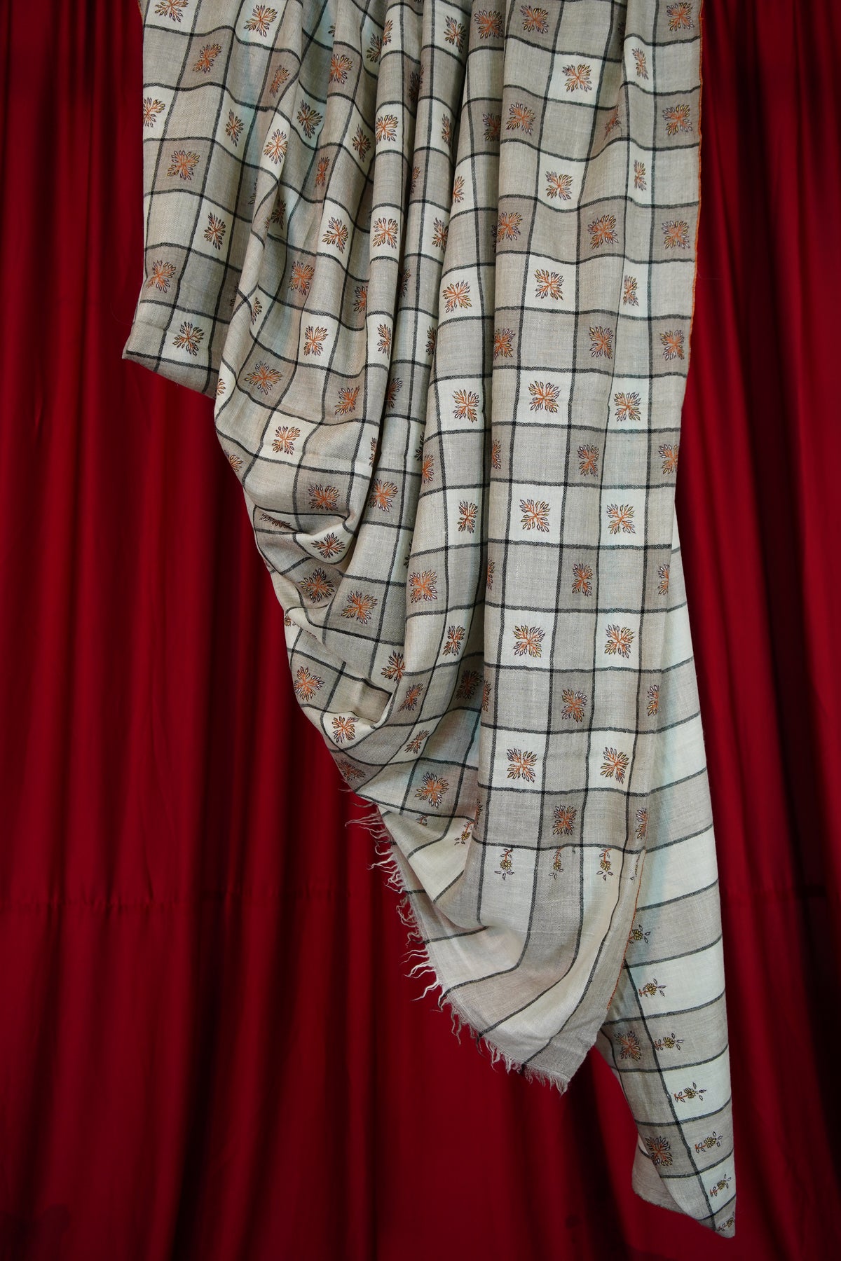 off-white and natural XL GI checked embroidery pashmina shawl 0336