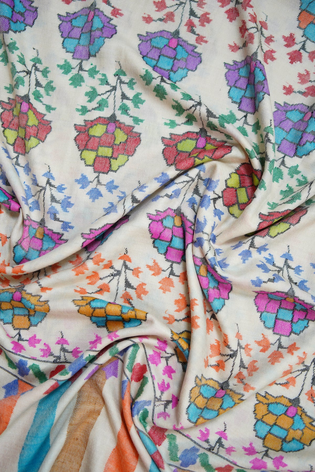 creamy white kani jamma shawl 0341