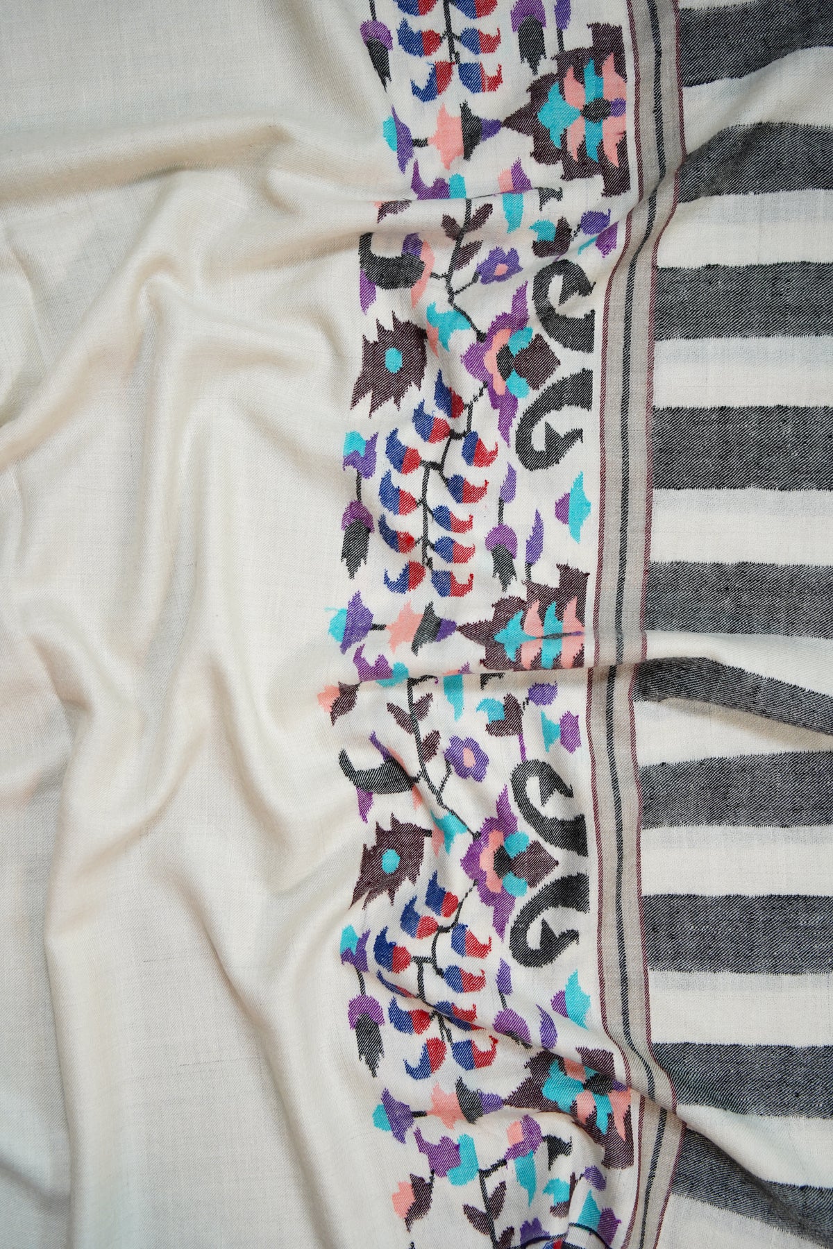 pure white GI kani paldaar pashmina shawl 0343