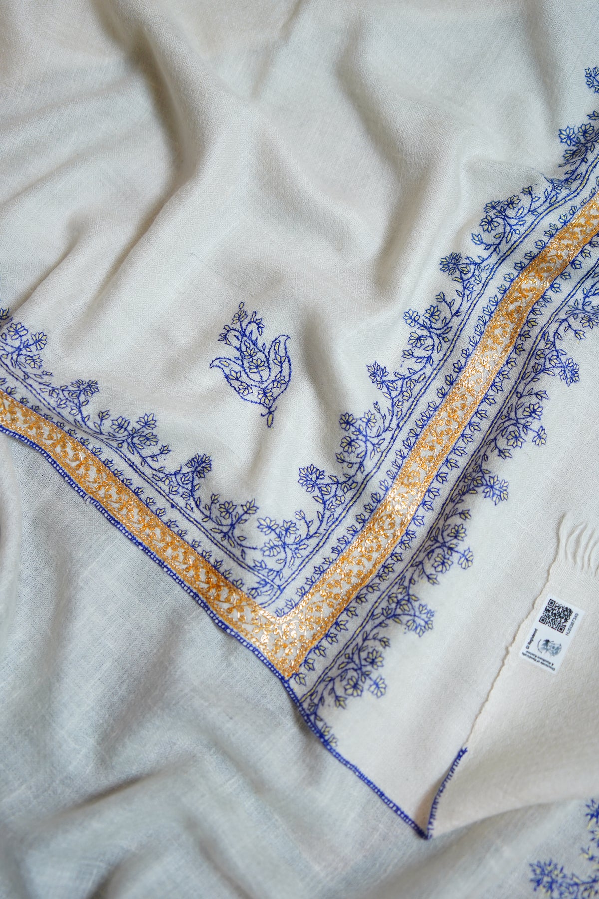 white GI embroidery pashmina shawl 0351