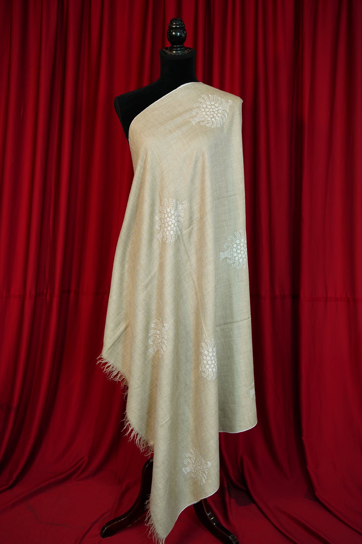 light natural GI butis embroidery pashmina shawl 0358