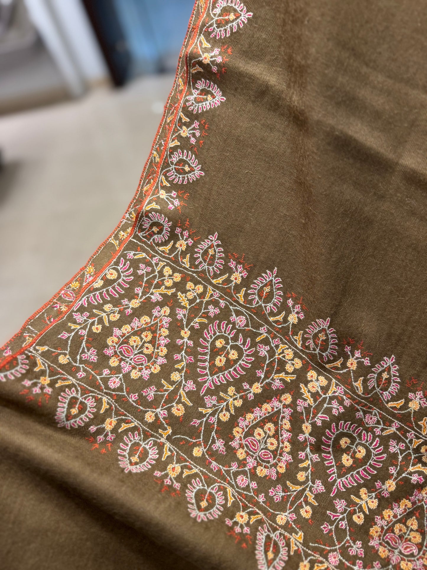 Gi pashmina Natural sui palla shawl