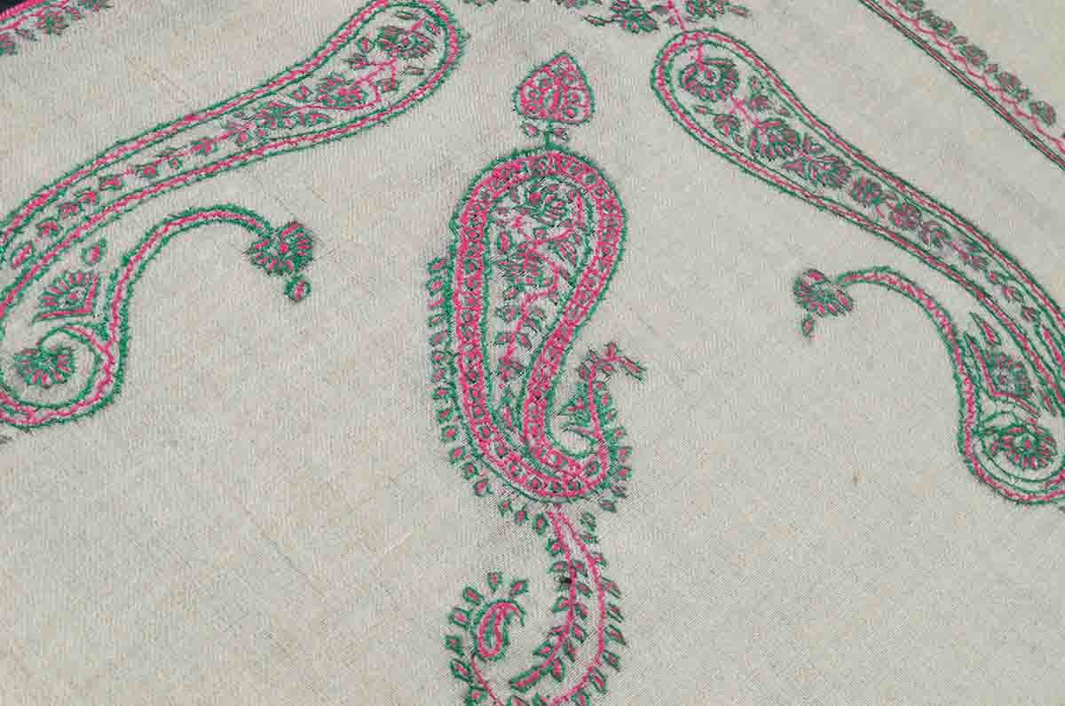 embroidery stole - 4777