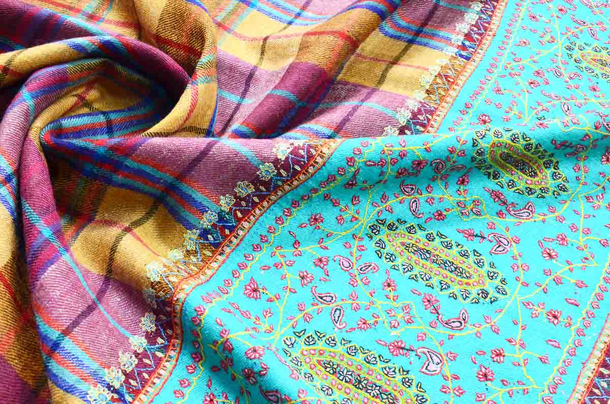 patchwork embroidery shawl - 4795