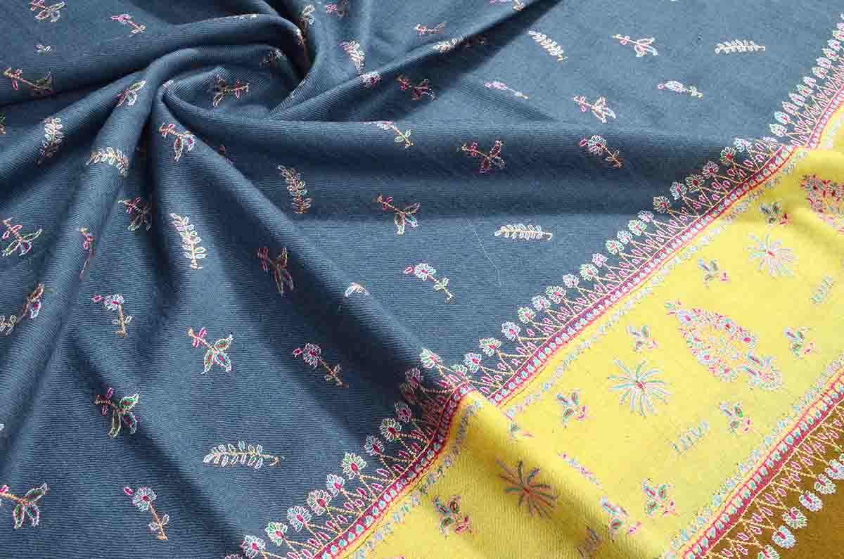 tri-colour embroidery shawl - 4835