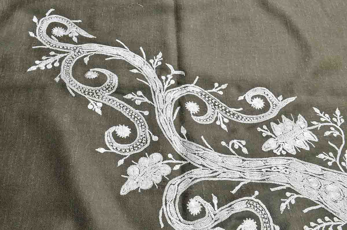 Natural tilla shawl - 4903