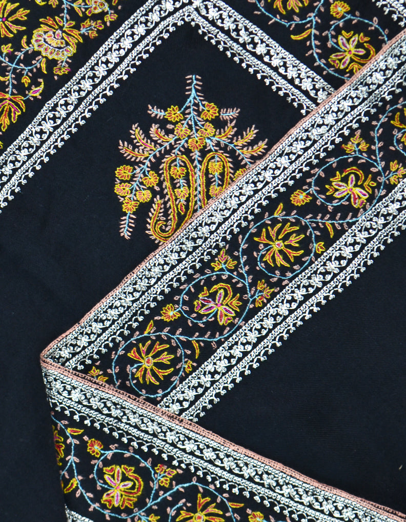Sozni & Tilla Embroidered Black Shawl 5092