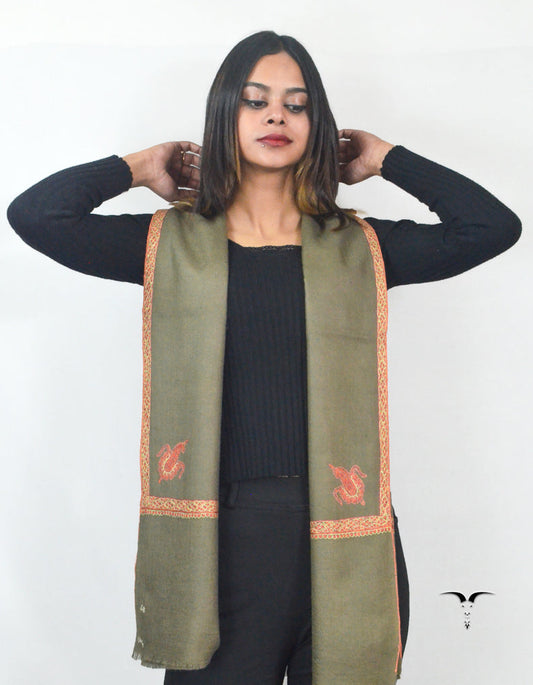 Natural Pashmina Shawl With Sozni Borders 5664