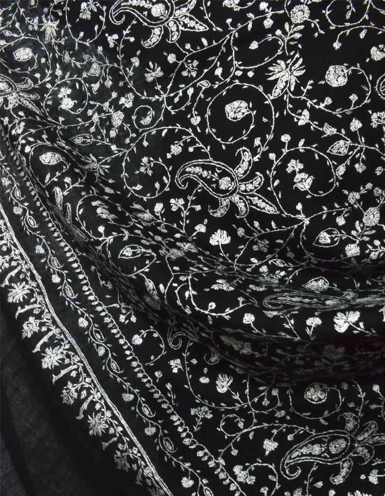 Black Pashmina Shawl With Sozni Embroidery 5716