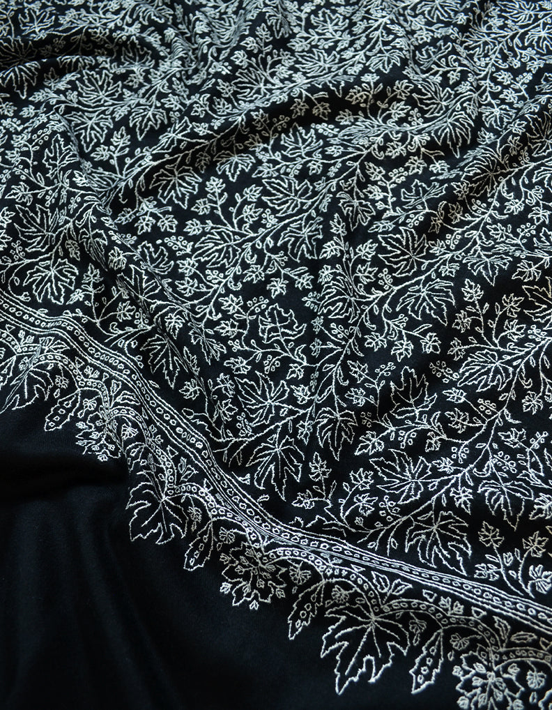 black jamma embroidery pashmina shawl 8261