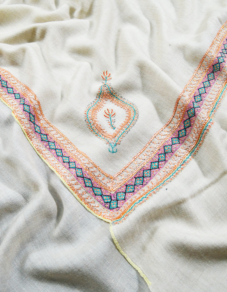 pure white tilla embroidery pashmina shawl 8282