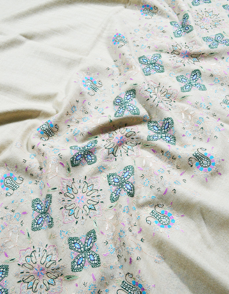 off-white embroidery pashmina shawl 8284