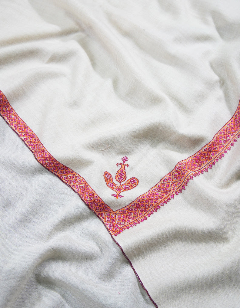 Daisy white embroidery pashmina shawl 8970