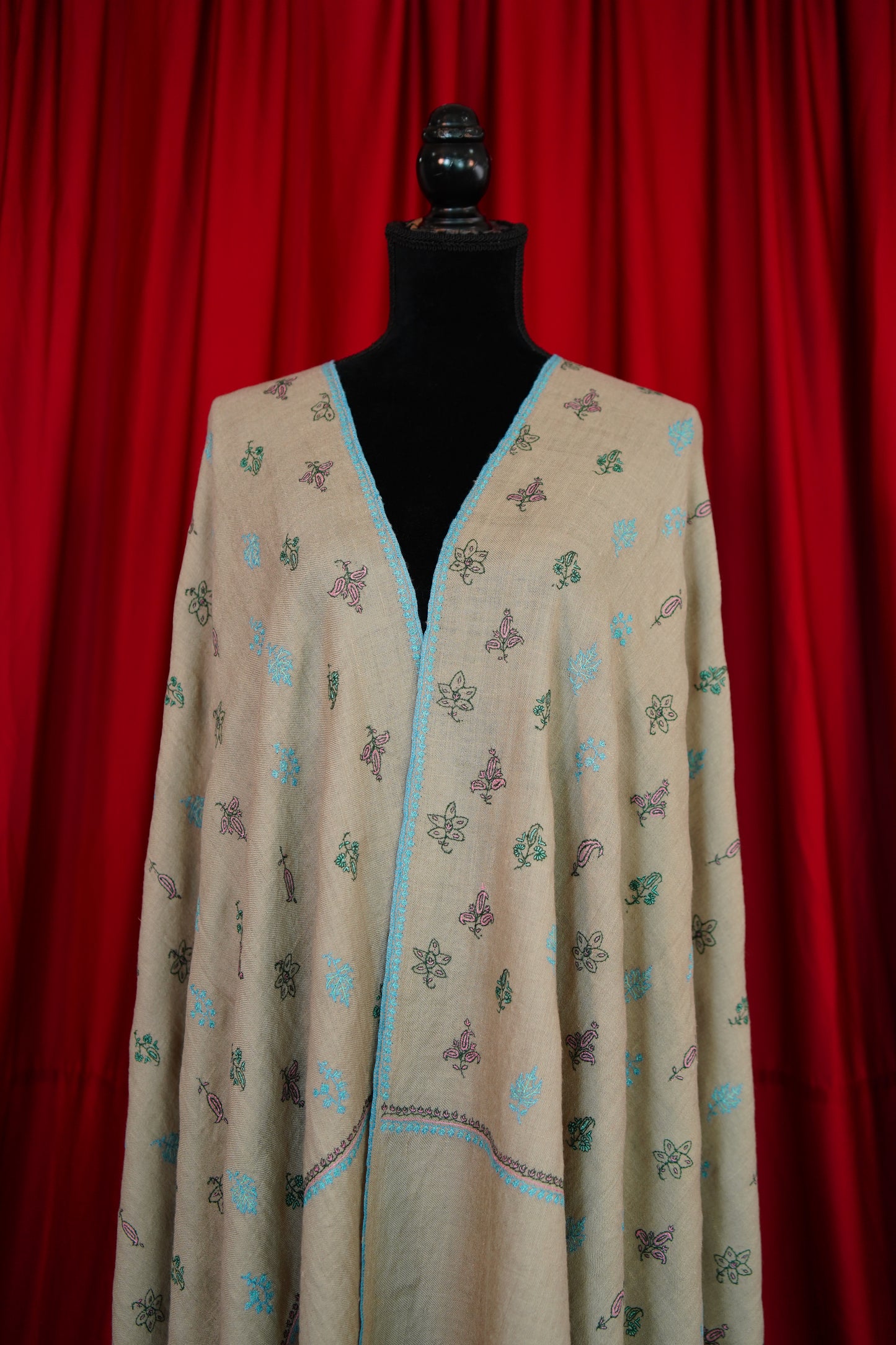 pastel grey butis embroidery GI pashmina shawl 9251