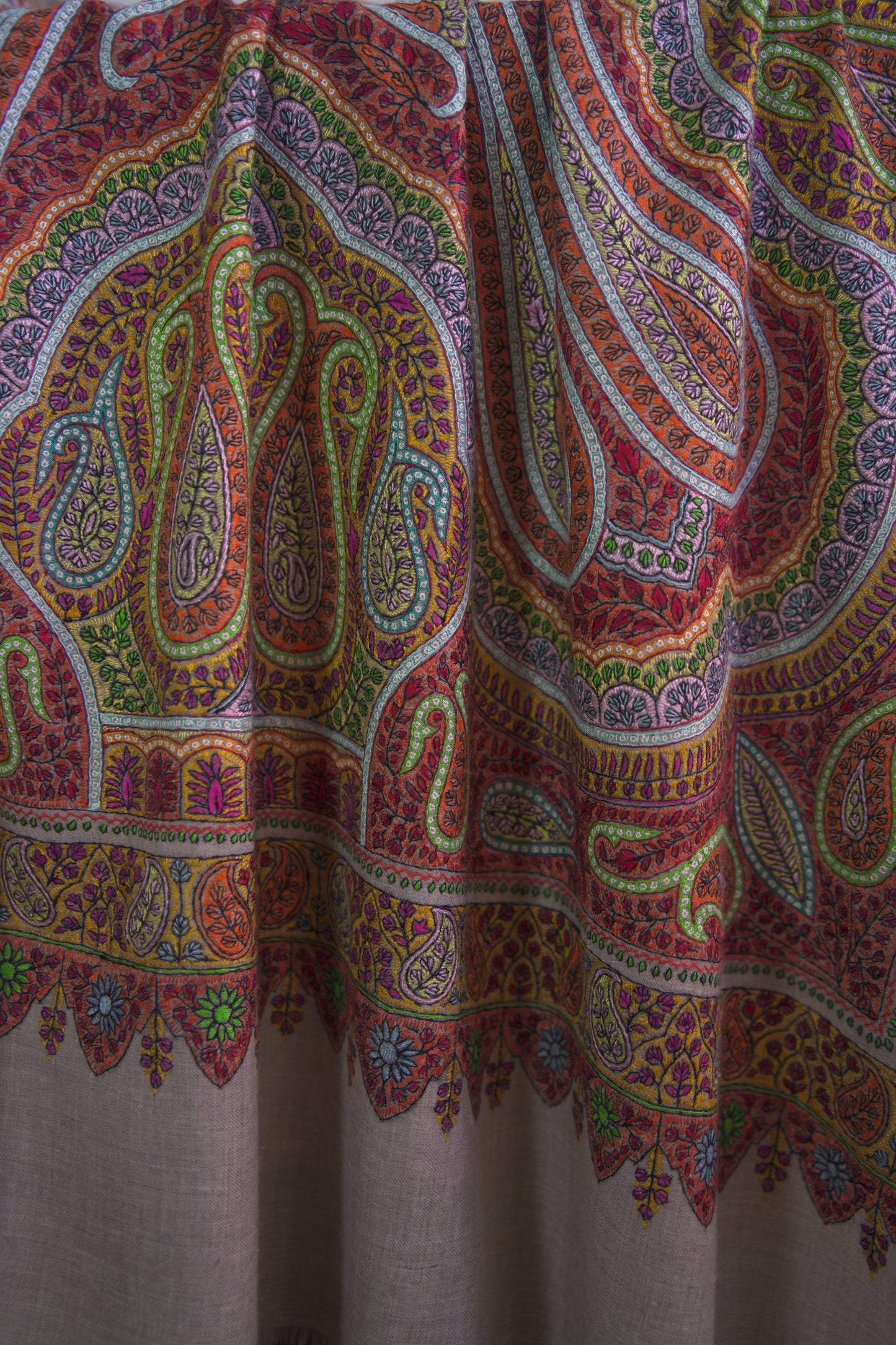 multi-coloured GI jamma sozni embroidery pashmina shawl 9469