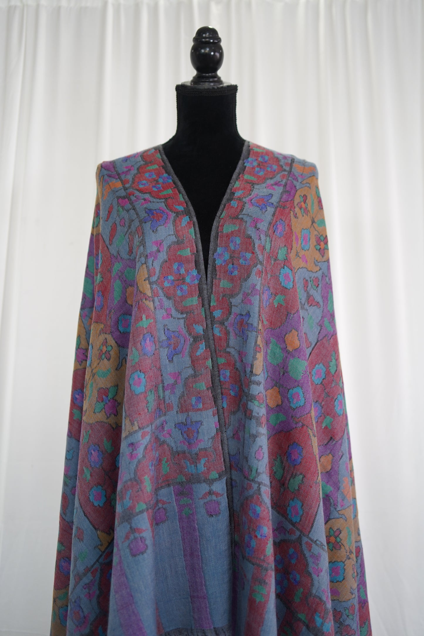 cool grey kani jamma shawl 9493