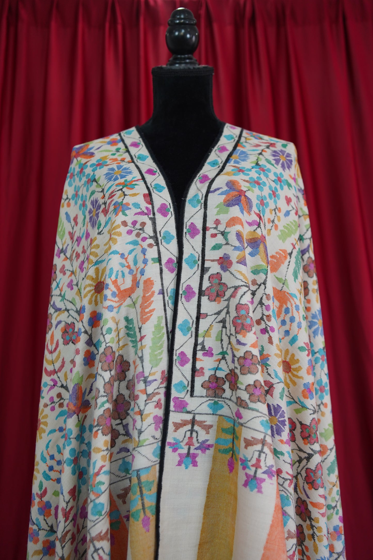 white base kani jamma shawl 9501