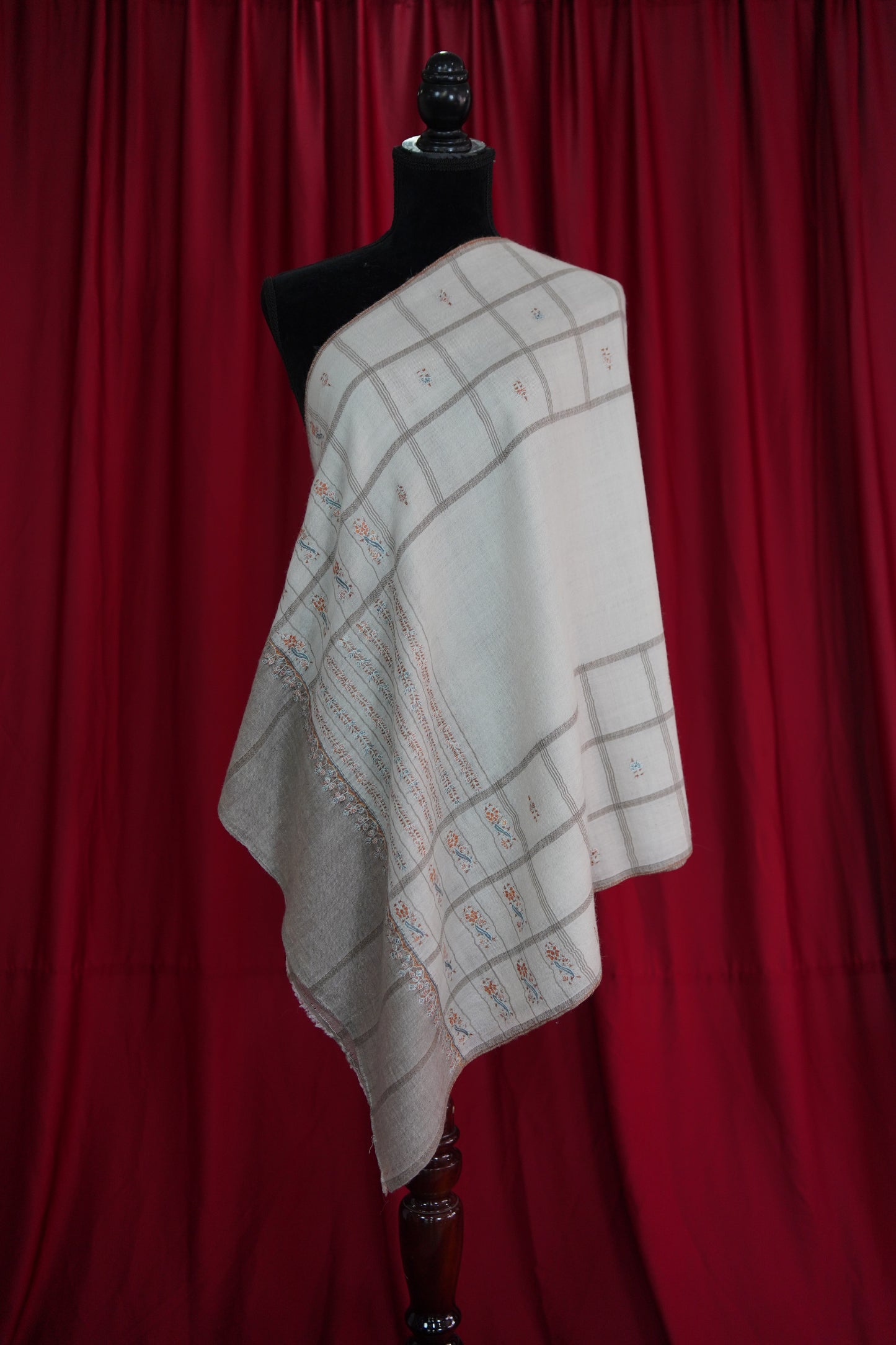 off white GI embroidery pashmina stole 9504