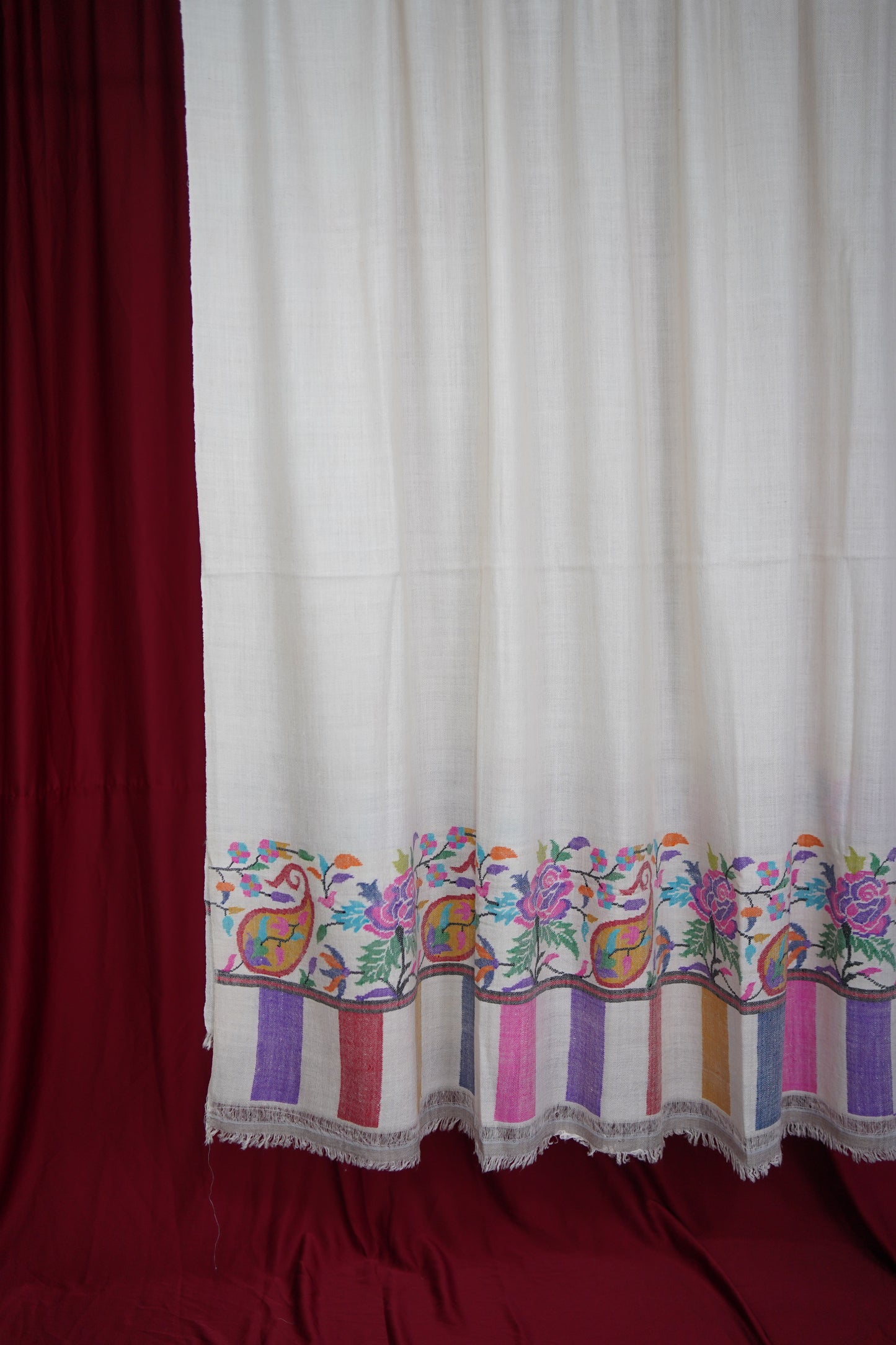 white XL kani paldaar shawl 9506