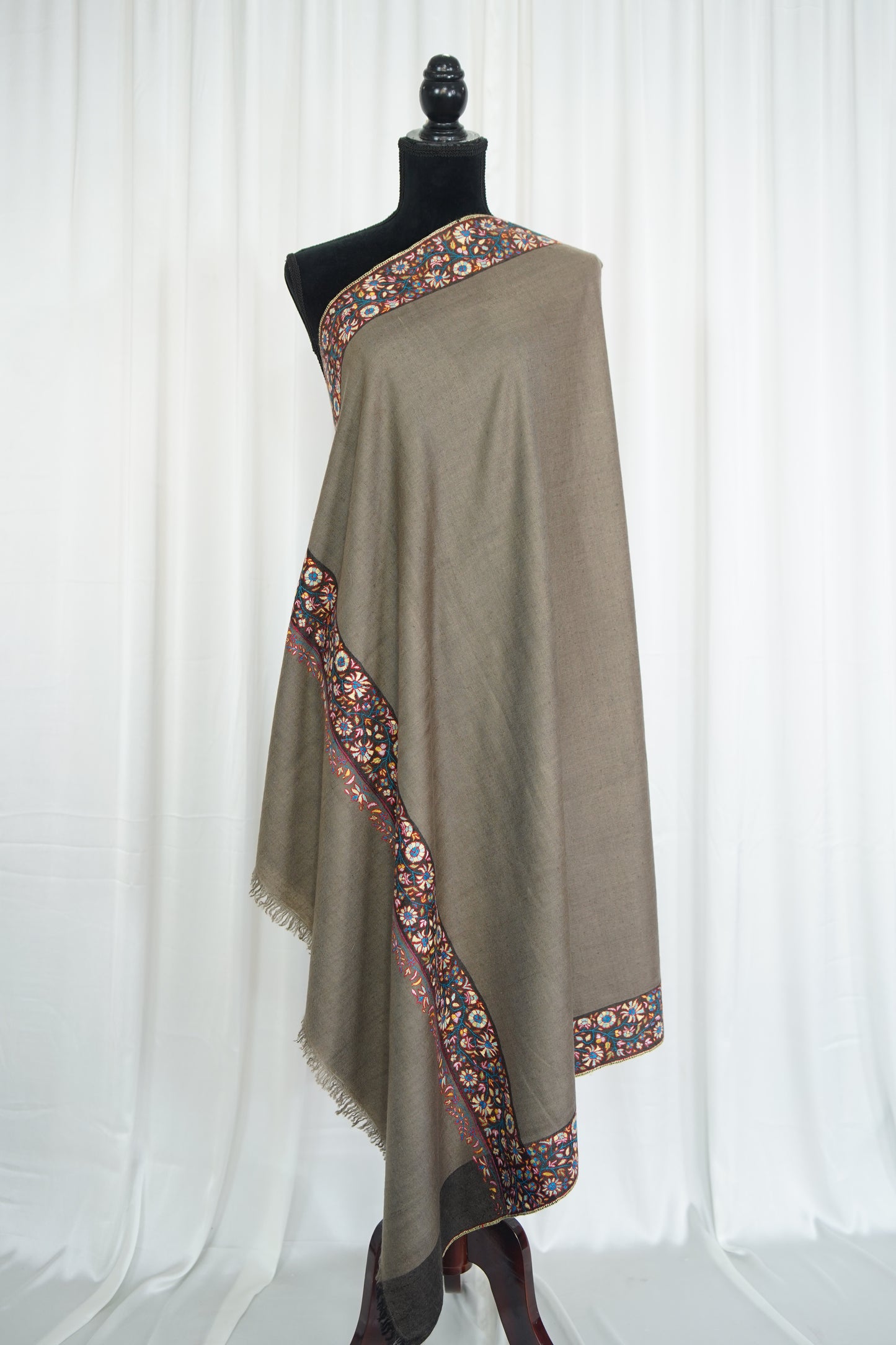 natural GI embroidery pashmina shawl 9513