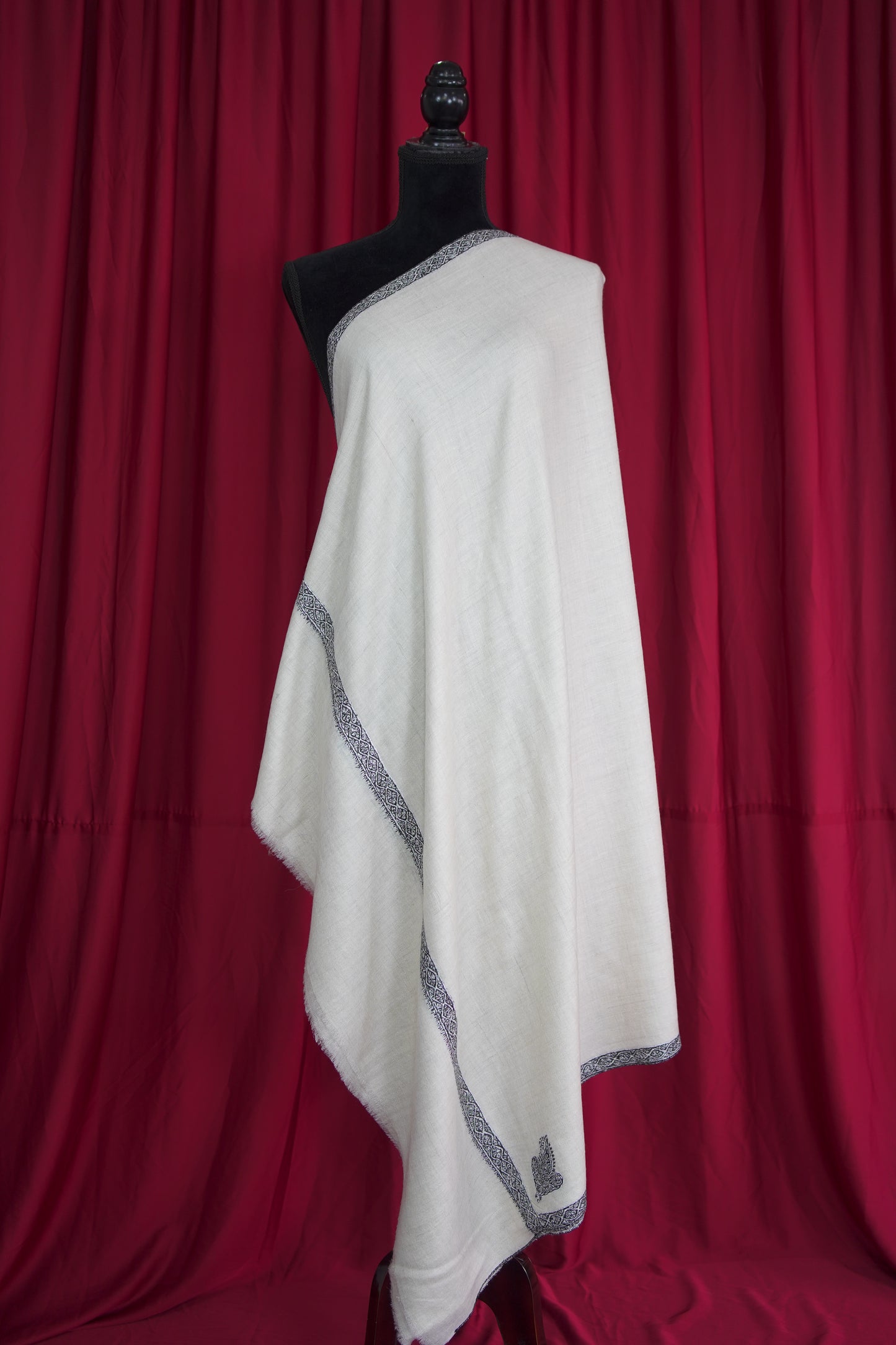 pearl white GI embroidery pashmina shawl 9524