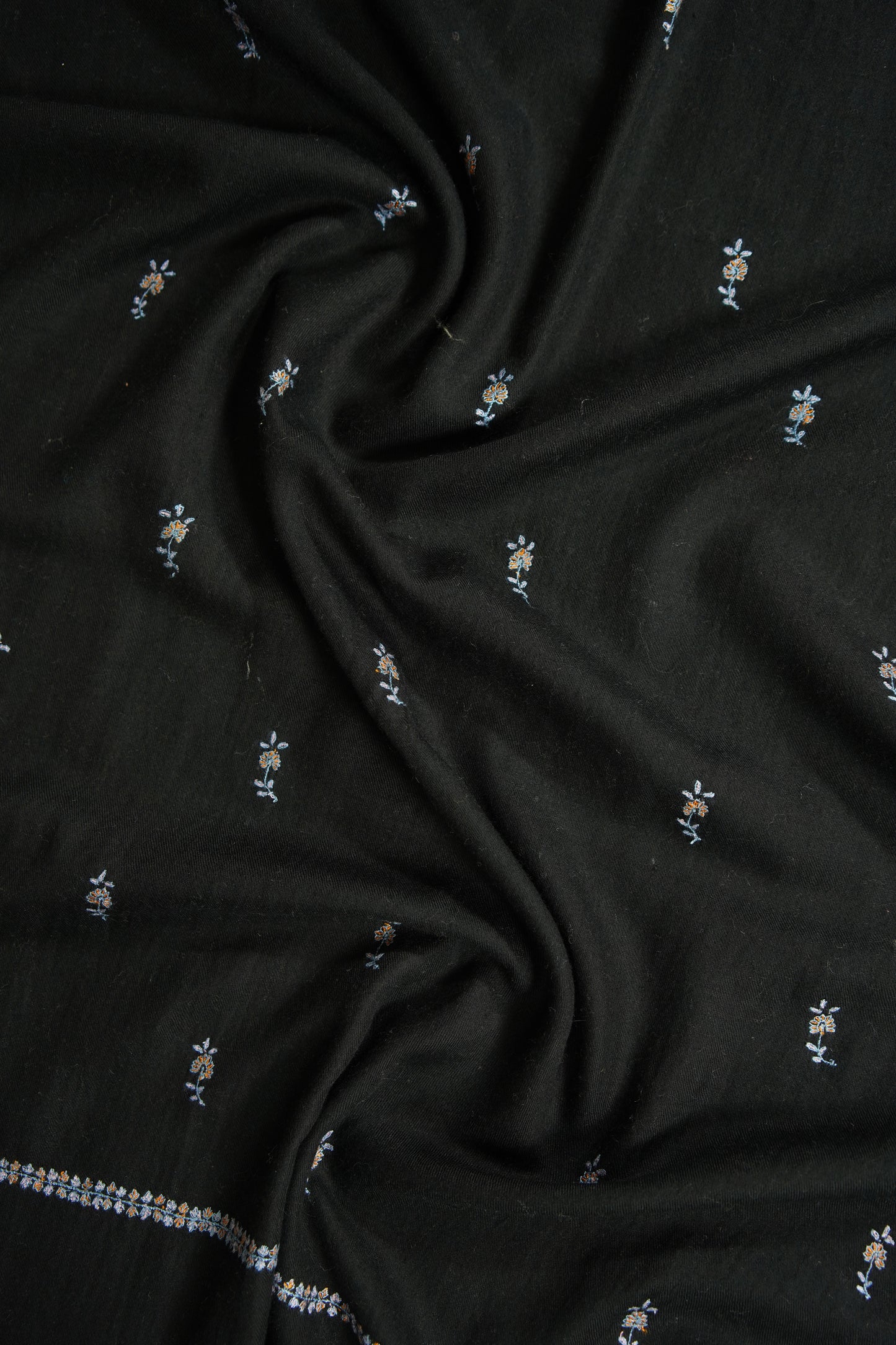 black butis embroidery pashmina stole 9539