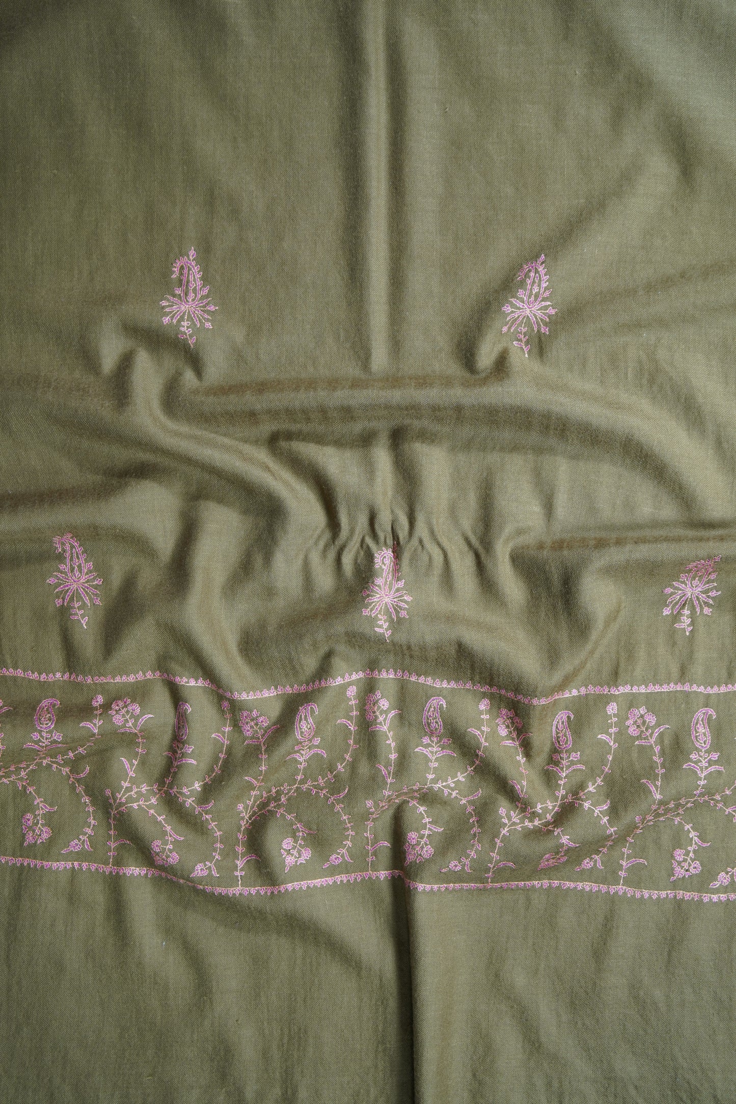 dark flaxen butis embroidery pashmina stole 9540
